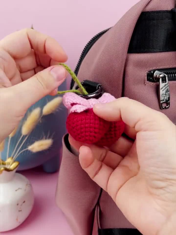 Set 12 Portachiavi A Forma Di Ciliegia – In Acrilico, Con Stampati Su Entrambi I Lati, Per Bomboniere Feste (Baby Shower, Matrimoni) - 7