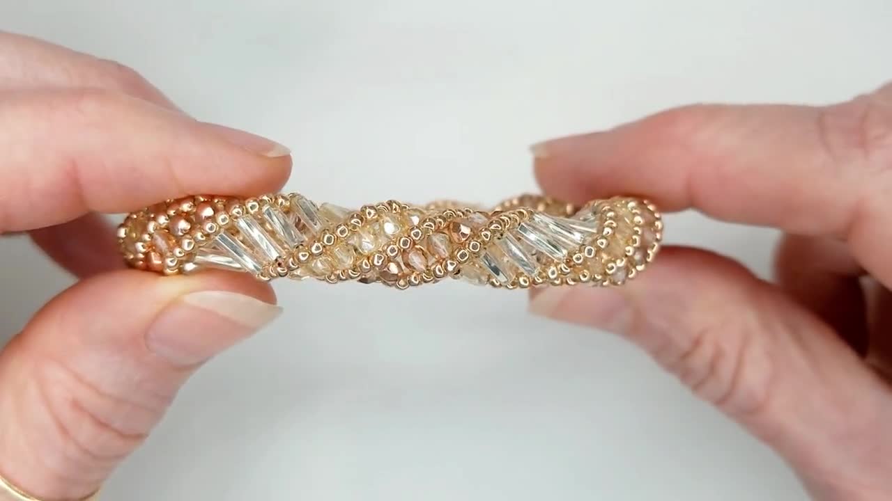 ロシア風スパイラルブレスレットのビーズパターン PDF：「Terebridae」デザイン video poster