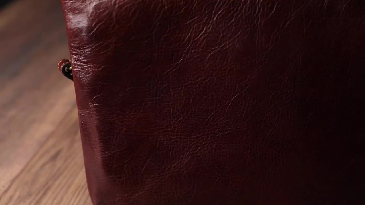 Organizador de cuero marrón para hombre, bolso de mano, portafolios de cuero de plena flor, bolso de muñeca, monedero de cuero, regalo de cumpleaños para él video poster