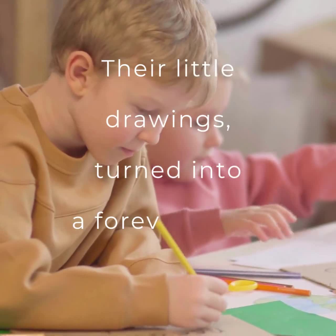 Libro de ilustraciones infantiles personalizado: un recuerdo único con dibujos personalizados video poster