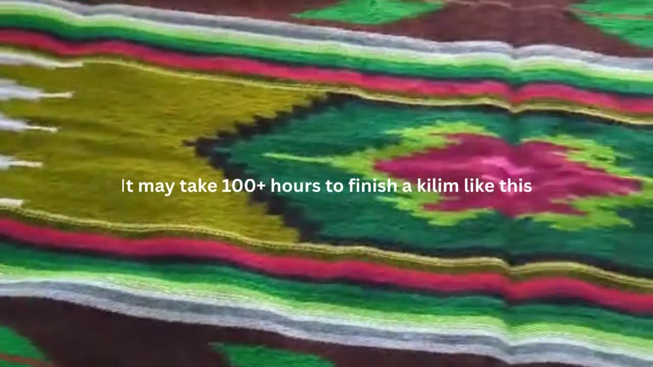 Slavische kunst volkstapijten voor slaapkamer esthetiek Pasen kip handgemaakte quilt vogels tapijt uit Polen traditioneel tafelkleed weefgetouw haspel wol symbool video poster