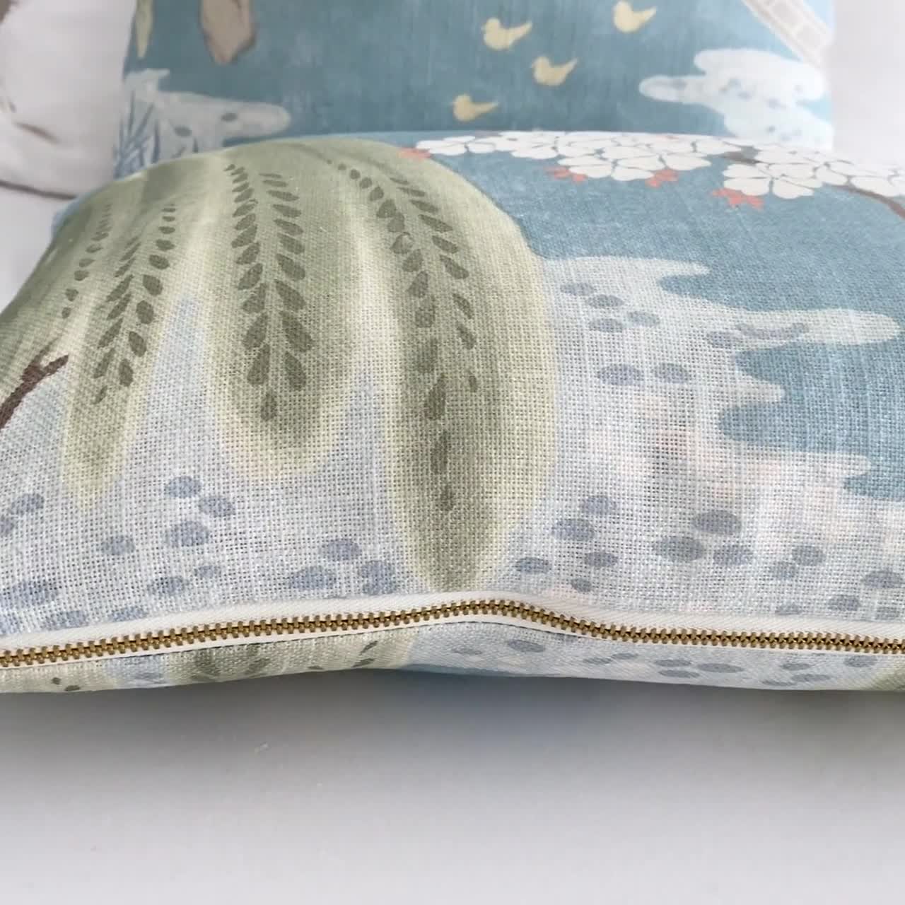 https://v.etsystatic.com/video/upload/q_auto/Thibaut-Willow-Tree-AF23109-Turquoise-Blue-Chinoiserie-Printed-Floral-Decorative-Throw-Pillow-Cover-Product-Video_yapsr6.jpg