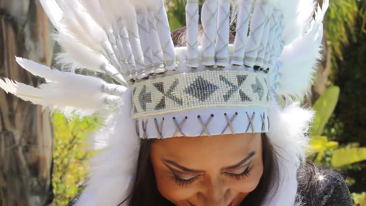 Diadema de plumas con decoración de corona, tocado de estilo étnico,  tocados indios, tocados bohemios, accesorios para el cabello de nativos