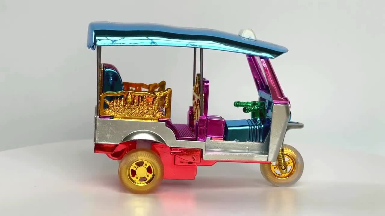 Thai Tuk Tuk Taxi Car Model Figurine Rickshaw Collectible Home Decor  Thailand Souvenir with Gift Box 5