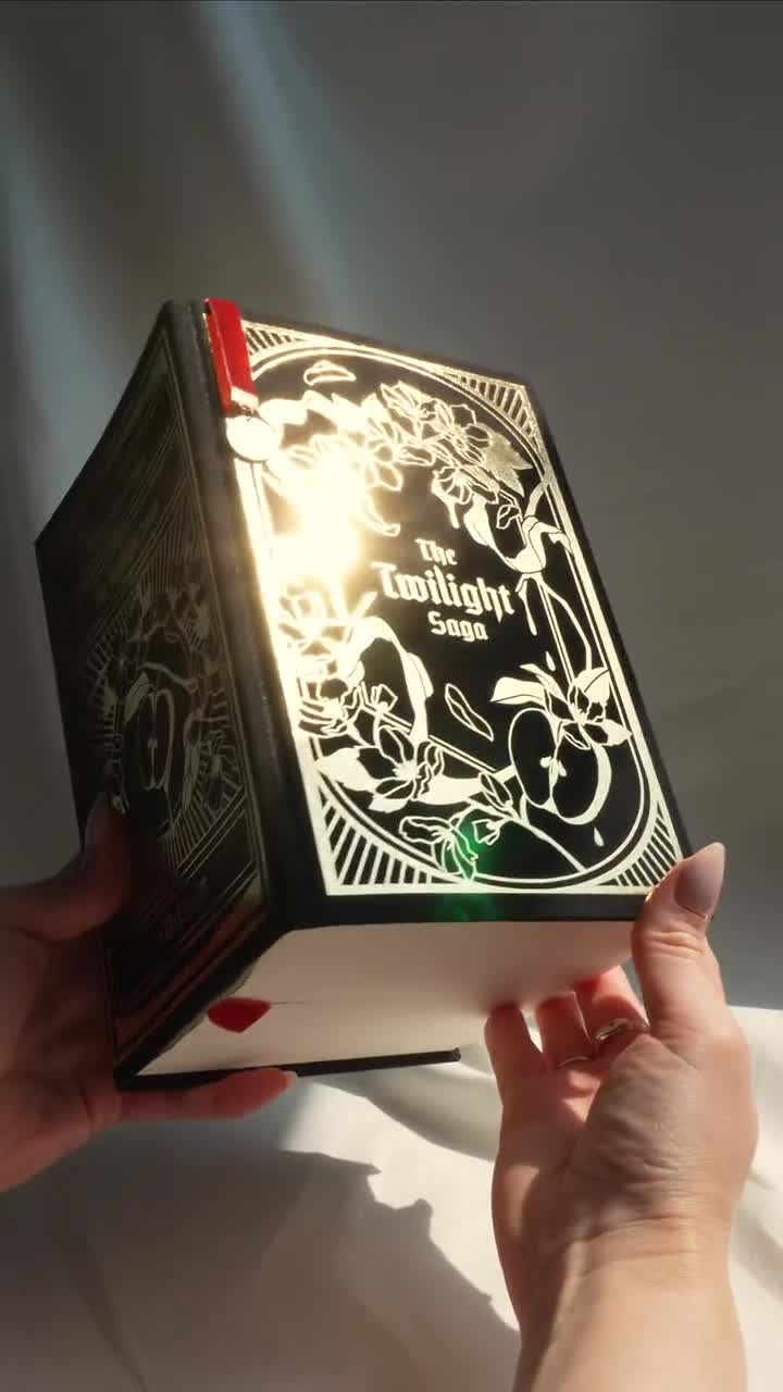Twilight Saga Omnibus: Handmade Rebound Book, Gold Foil, Red