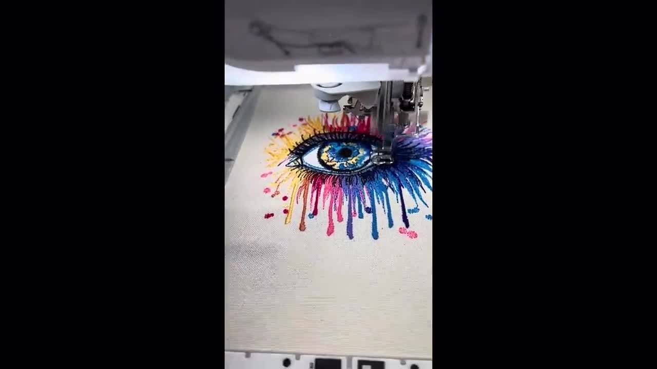 Sudadera con cremallera de un cuarto bordada con nombre personalizado, suéter con credenciales personalizadas, regalo para la Semana de la Enfermería. video poster