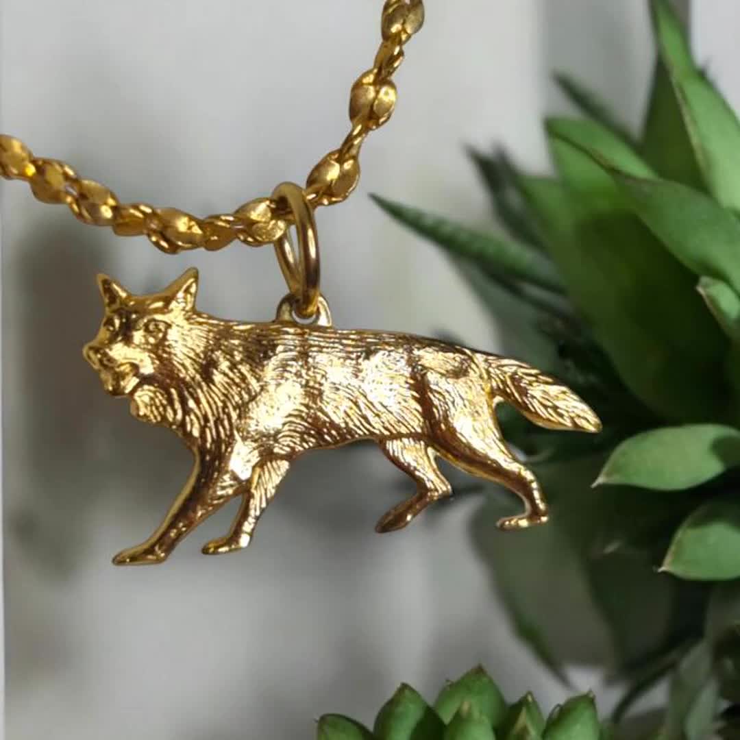 Solid 14K Yellow Gold Coyote/Wolf Pendant | 2.5g, 15mm X 25mm, Polished Finish, Made In USA