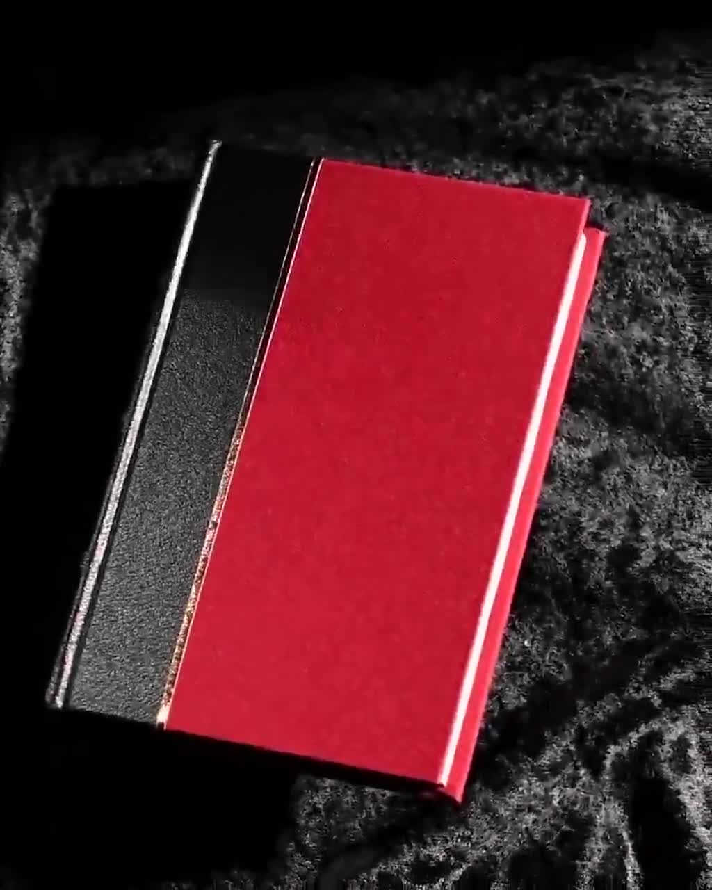 Livre relié en cuir Black Beauty by Anna Sewell - Édition spéciale (cadeau de luxe) video poster