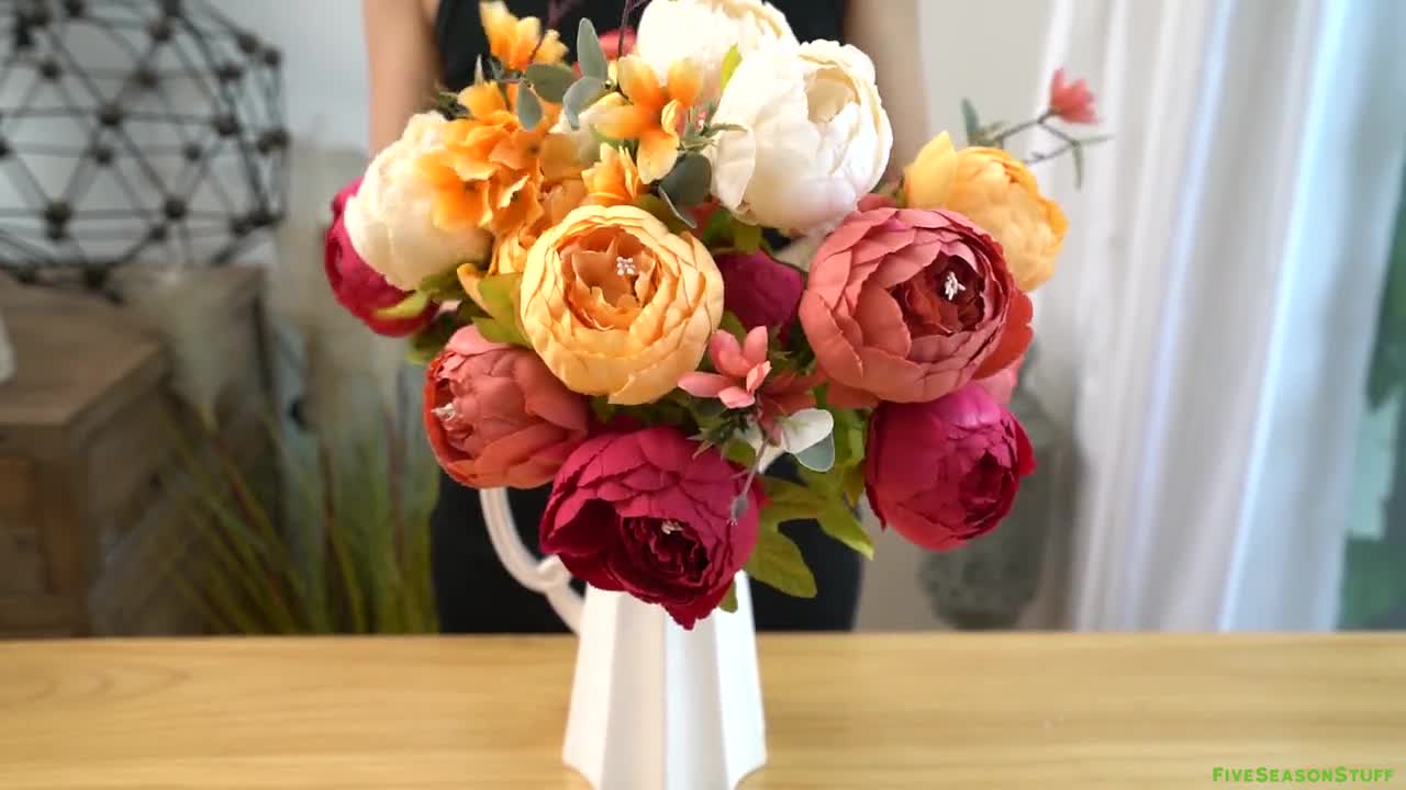 Bouquet di peonie rosa in seta: composizione floreale sintetica a 5 steli - Italia