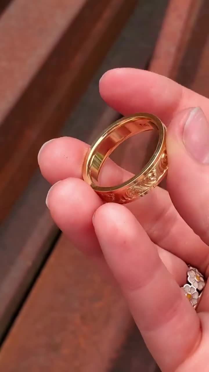 For Couples Hand Engraved Mens Wedding Band 10K, 14K, 18K Gold