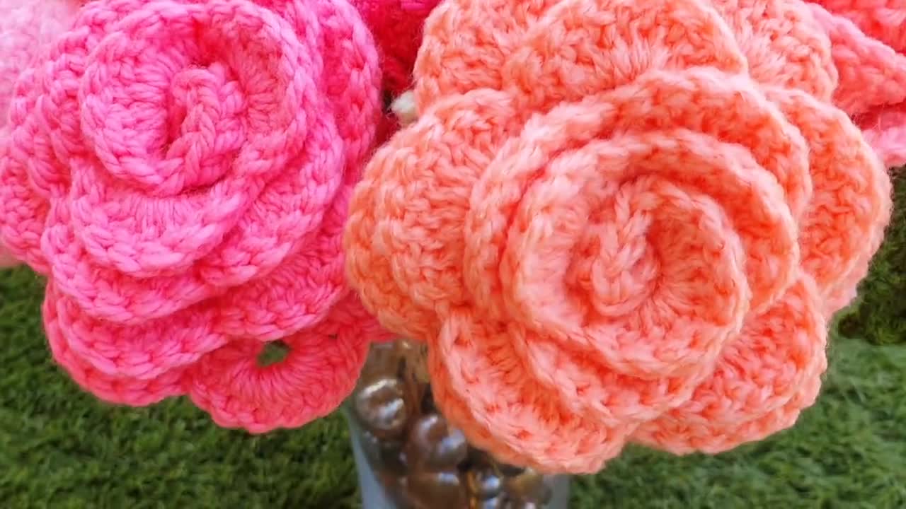 The Ultimate Crochet Rose Bouquet - Secret Yarnery