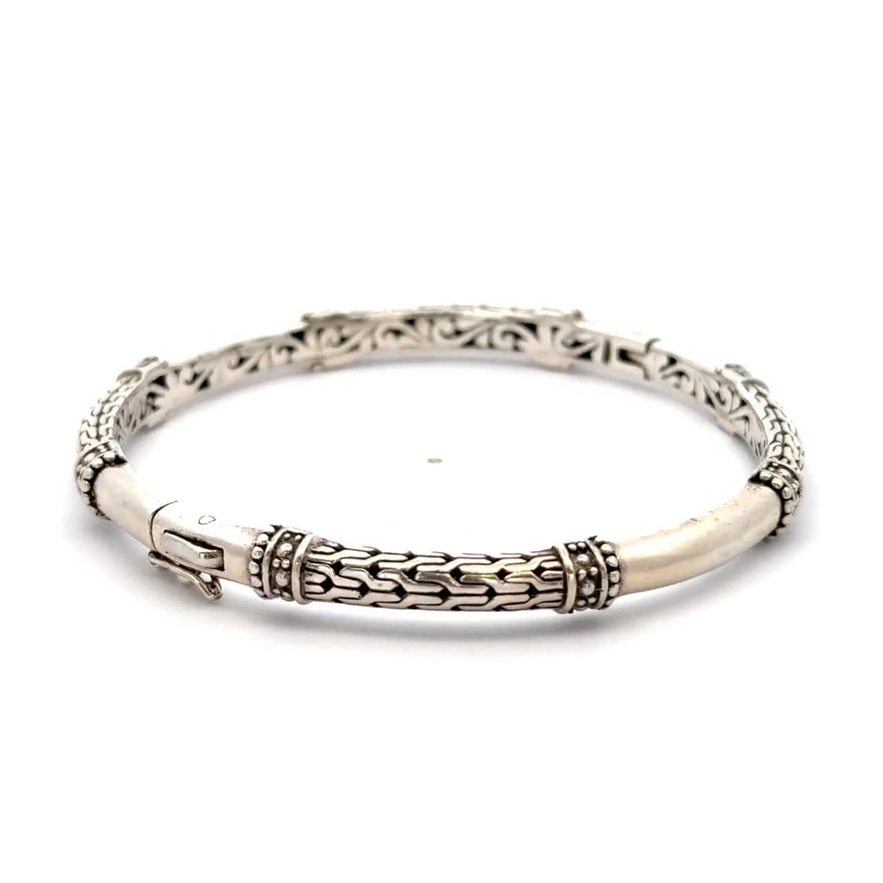 Chic Sterling Silver Vintage Sarda Hinged Bracelet Featuring