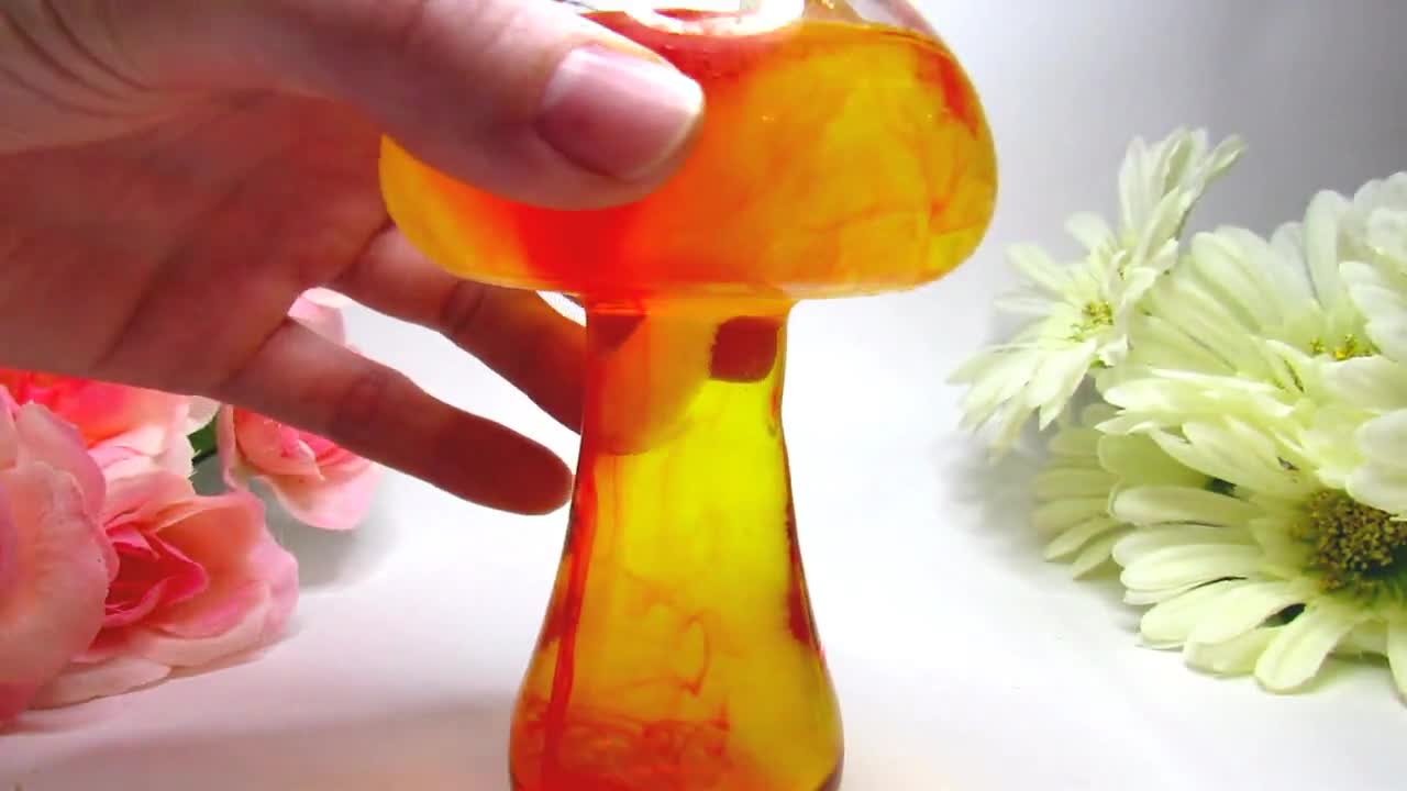 Aesthetic Fat Mushroom Ripple Glass Cup