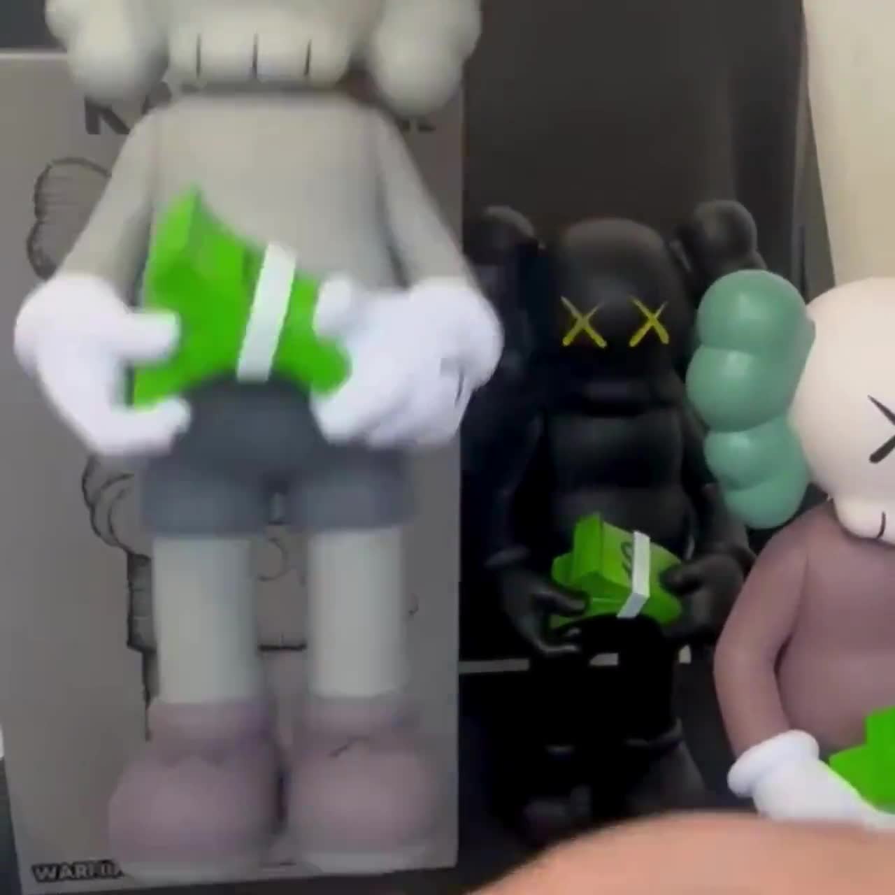 Inspired by KAWS Money Counting Statue - Modern Art Decor