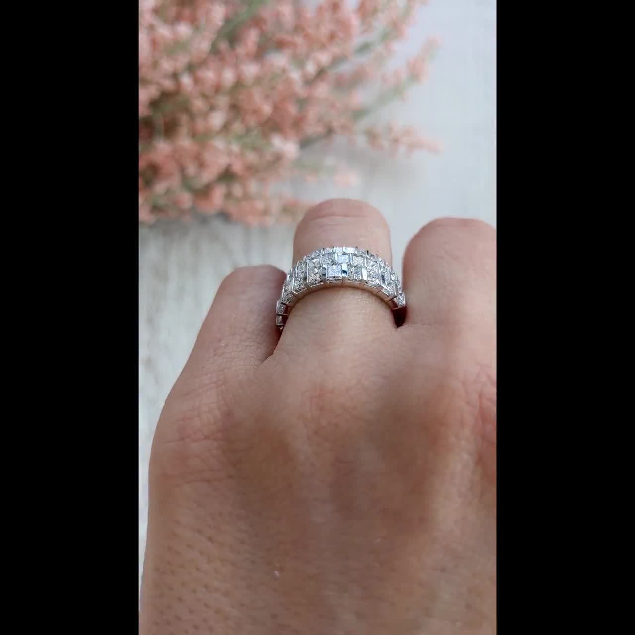 プリンセス カット ダイヤモンド エタニティ リング: ラニ、フル