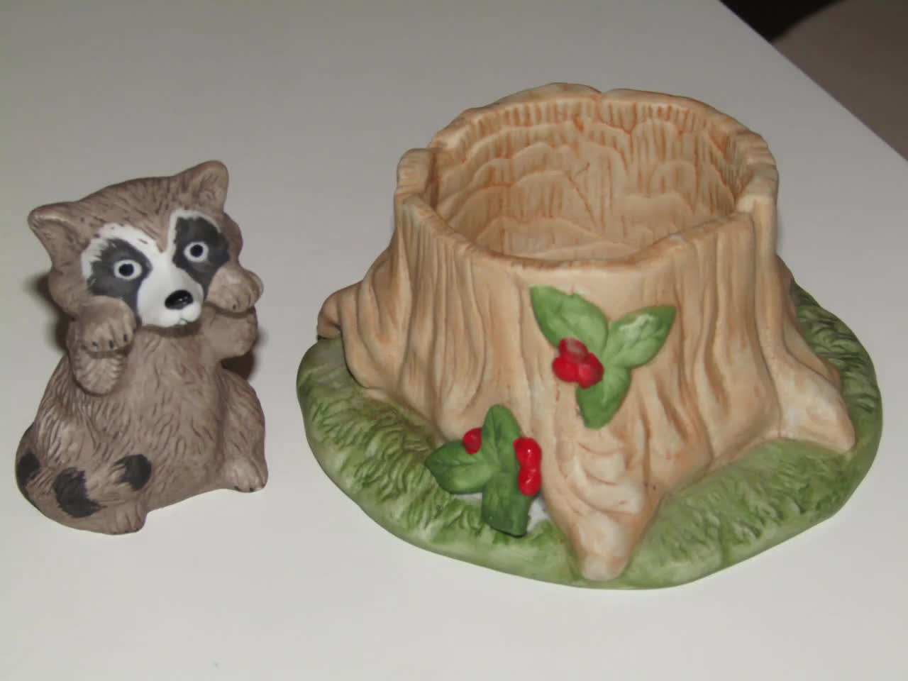 Vintage 1984 Franklin Mint Woodland Surprises Porcelain Figurine