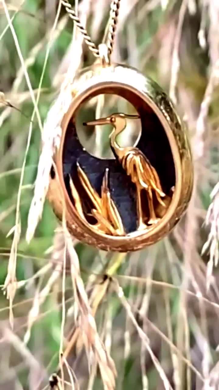 Heron Necklace, Bird Pendant Necklace, Contemporary 14k Gold Necklace For Women, Animal Pendant Necklace, Nature Necklace, Modern Necklace video poster