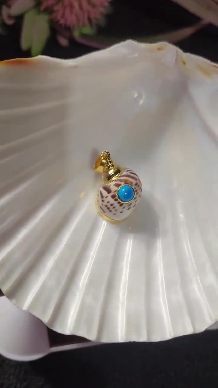 Collana Minimalista Con Punte In Oro E Micro Pavé Di Zirconi Cubici