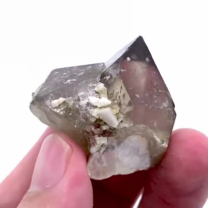 スモーキークォーツ双晶標本、パキスタン・スカルドゥ産、163カラット