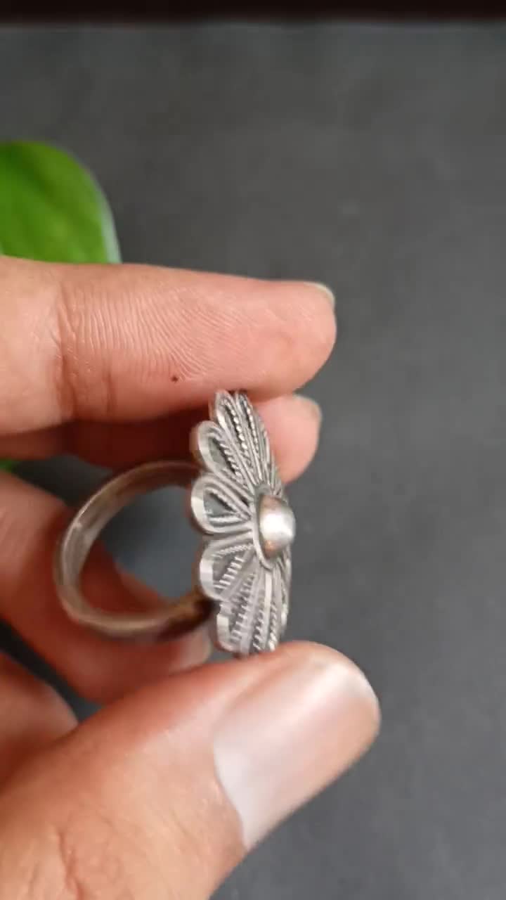 Vienna' Sterling Silver Flower Ring