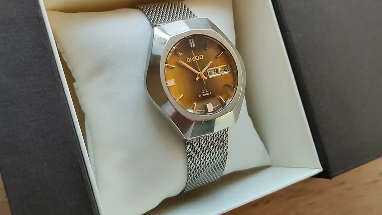 s*y様 ORIENT クロノエース　自動巻き時計 シェル文字盤 超希少 オリエント クロノエース メキシカン ブルーグラデーション文字