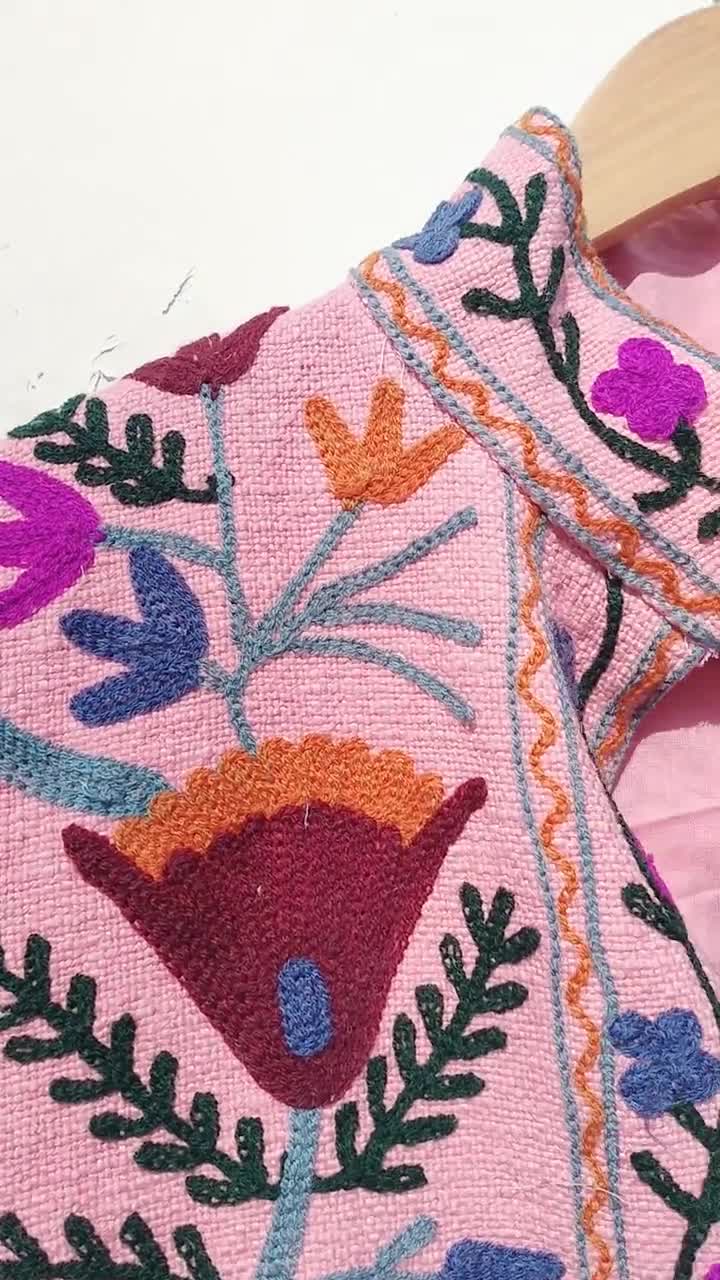 手作りのスザニ刺繍ジャケット：ボヘミアン風キルティングレディース