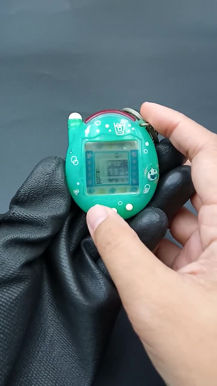 SKU B833P10024 | Bandai Japanese Tamagotchi Connection V3 Melon
