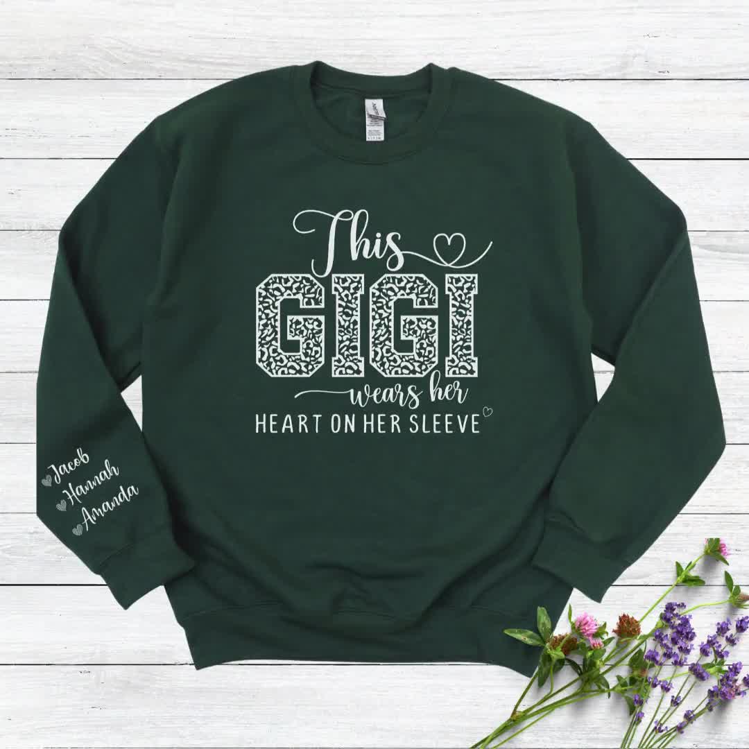 Personalized Gigi Sweatshirt – Custom Grandma Crewneck, Sweater