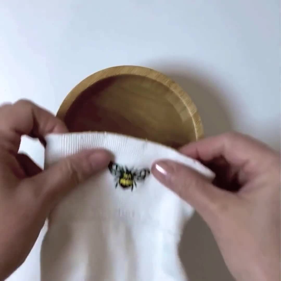 Motif de serviette à broder personnalisé, mouchoirs à broder, lettre à broder et piquer, initiale autocollante, serviette de table à monogramme video poster