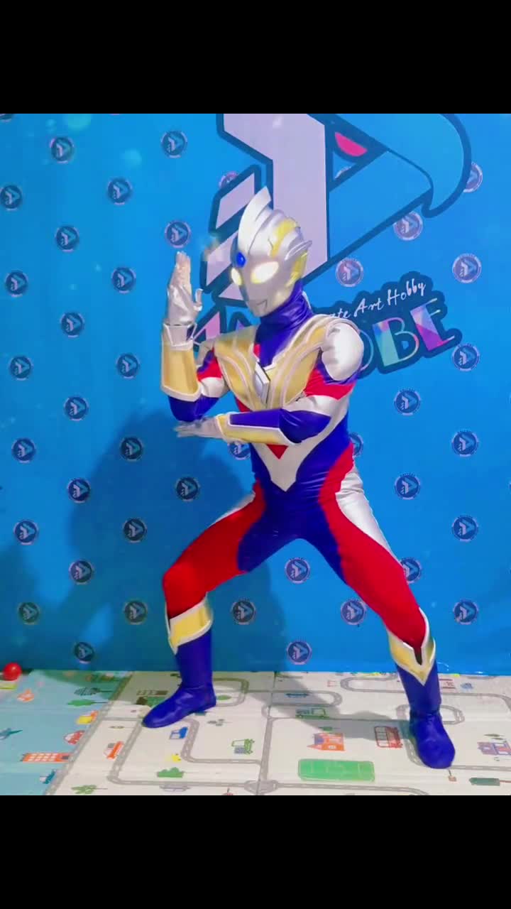 ウルトラマンティガ　コスチューム　アトラク 特撮 Yahoo!オークション - 1/1 等身大 ウルトラマンティガ アトラク