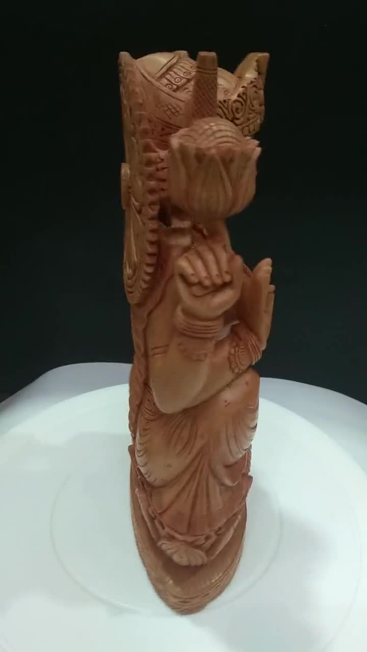 Antieke Standbeeld Van Lord Ganesha Hindu God Met Het Hoofd Van Een Olifant Hindoe Aanhangers Idol Kolhapur Tijdens Ganesh 256055698