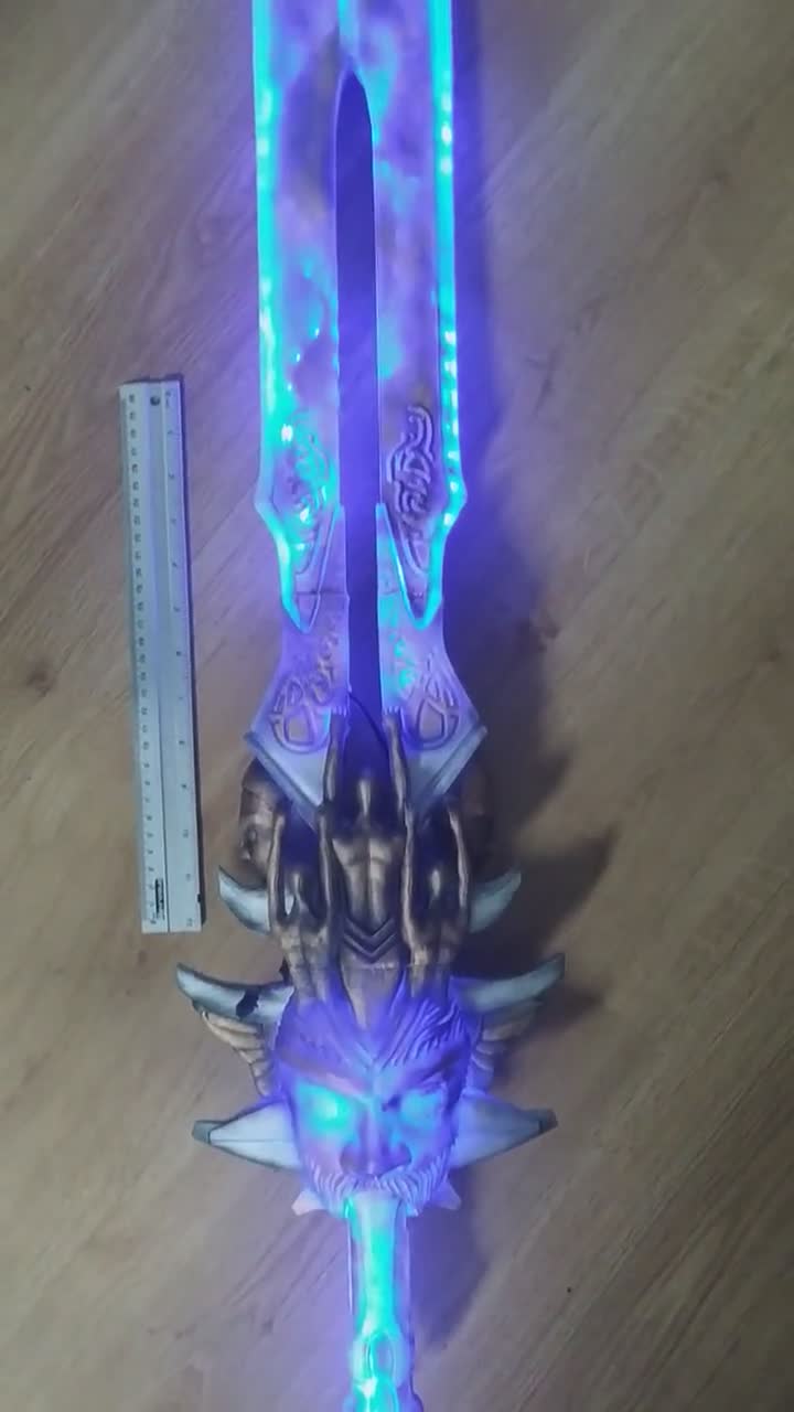 Blade Of Olympus From God of War - Cosplay