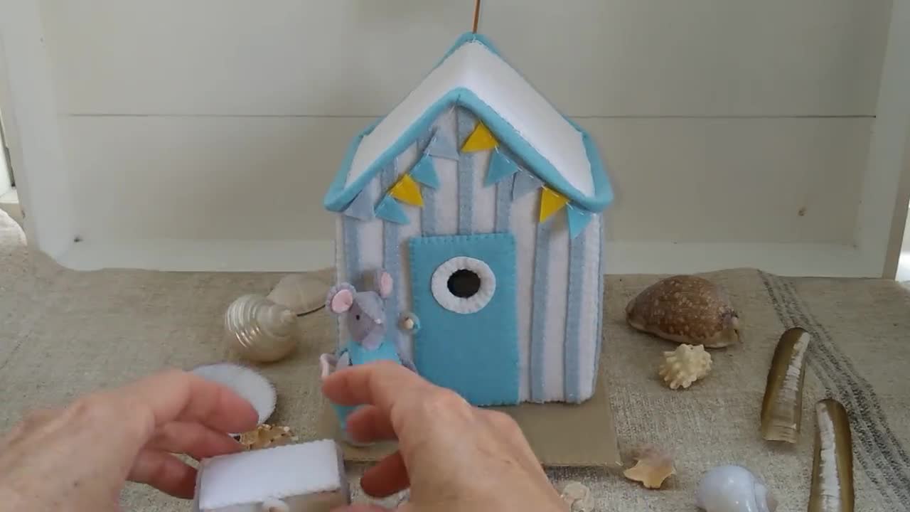 To the Beach With Little Mouse DIY Kit -  Sweden