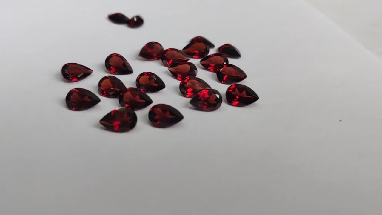 Natural Redgarnet Pear Faceted 5x7mm - Loose Garnet AAA Top