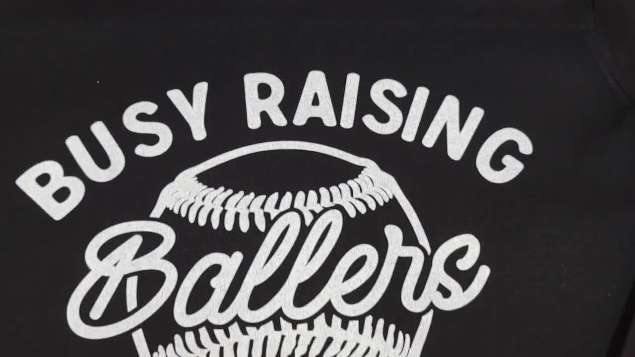 ShirtsBySarah Men's Funny Baseball Dad T Shirt Busy Raising Ballers Shirt Baseball Shirt Funny Ball Shirt Baseball Dad Tee Vintage Black / 3XL