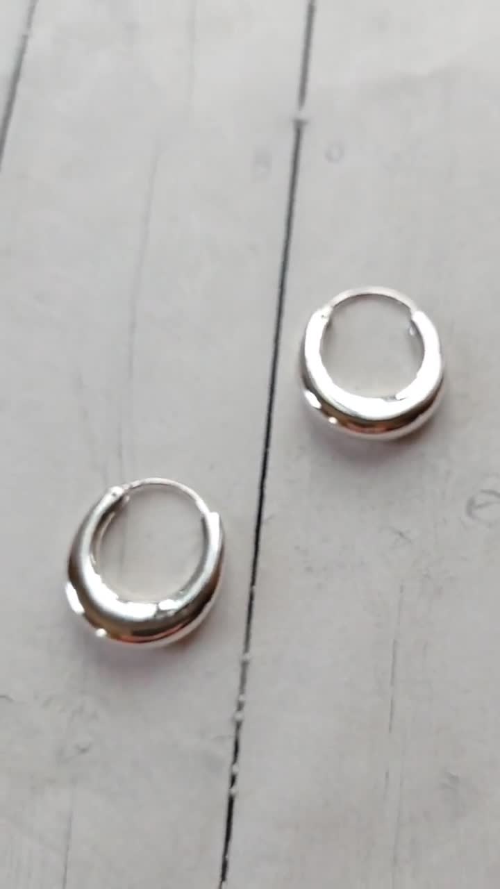 925 Sterling Silver Pirate Style Hoop Earring – 25mm Oval, Unisex