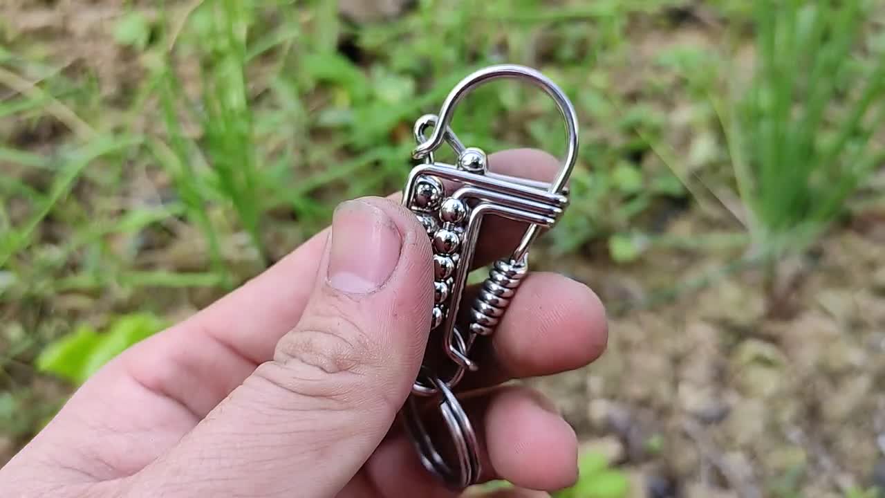 Minimalist Unique Wire Wrapped High Quality Stainless Steel Carabiner  Keychain, Super Durable Keychain Keychain 