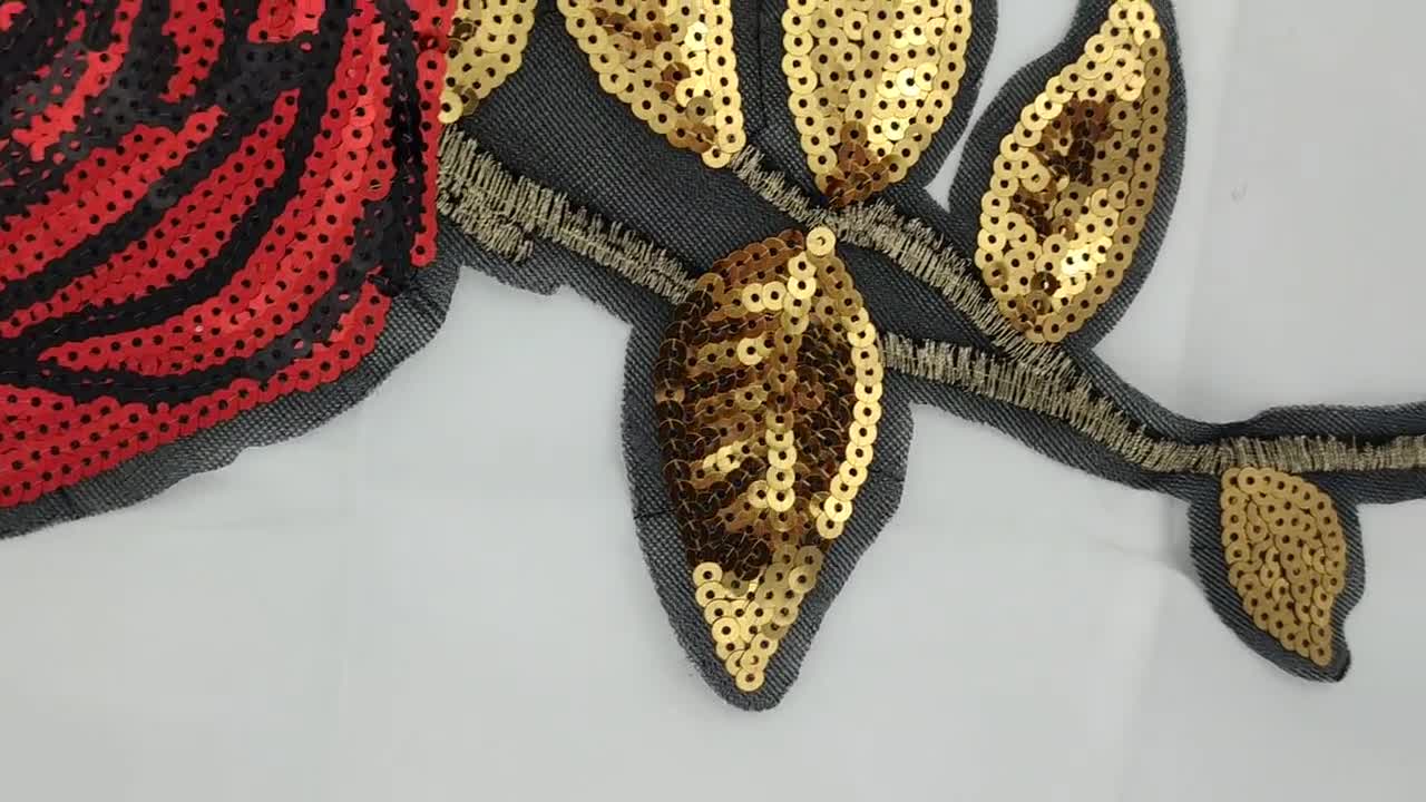 1 pezzo di ornamenti alla moda con paillettes a forma di fiori argento per giacca jeans, toppa termoadesiva per abbigliamento | SHEIN ALIA