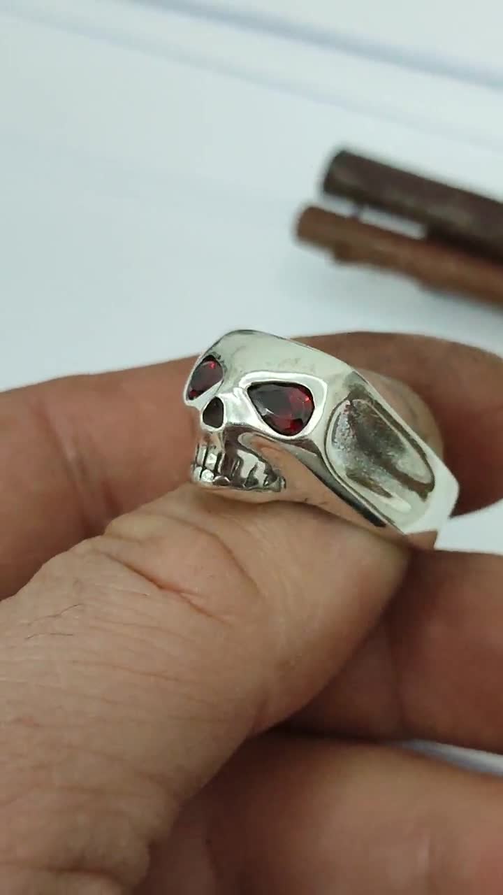 Jim on sale skull ring