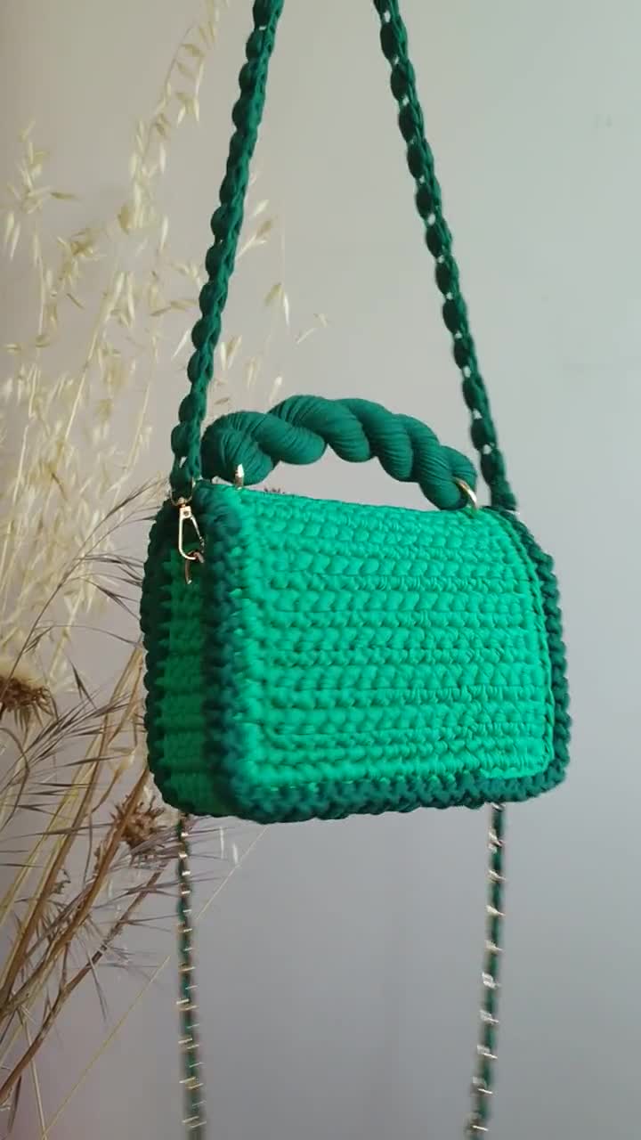 Christmas Knitting or Crocheting Bag Handbag Vintage newest Green Plastic Handles Christmas Hostess Gift