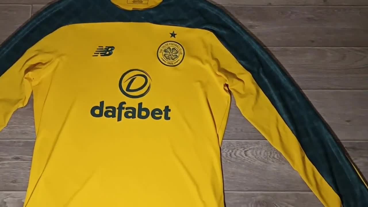 Celtic Away football shirt 2019 - 2020. Sponsored by dafabet