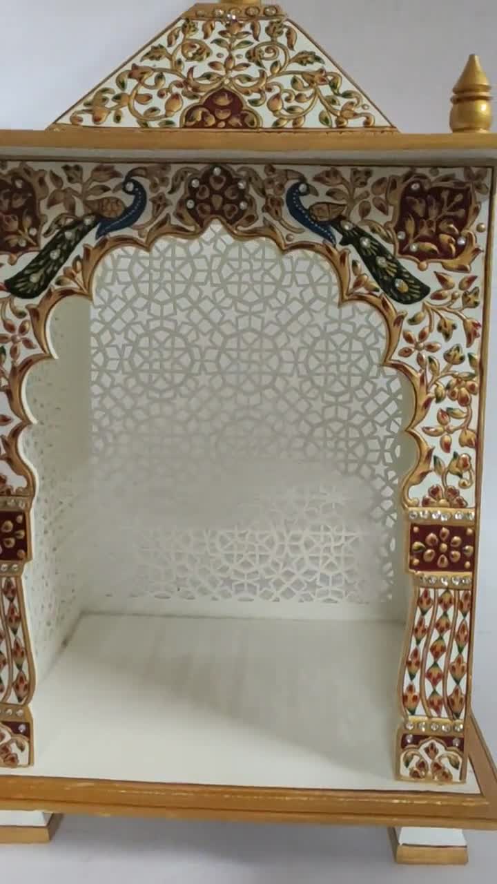 Tempio in marmo coltivato, Mandir indù alto 47 cm dipinto a mano, Tempio per gli idoli, Tempio Puja per gli Dei, Tempio per l'ufficio, Tempio per la casa video poster