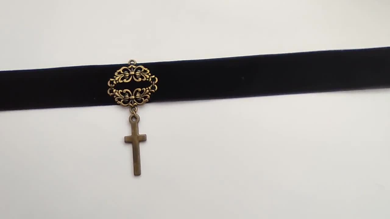 Collier ras-du-cou gothique / Halloween – Claire's – noir et rouge - Montres & Bijoux