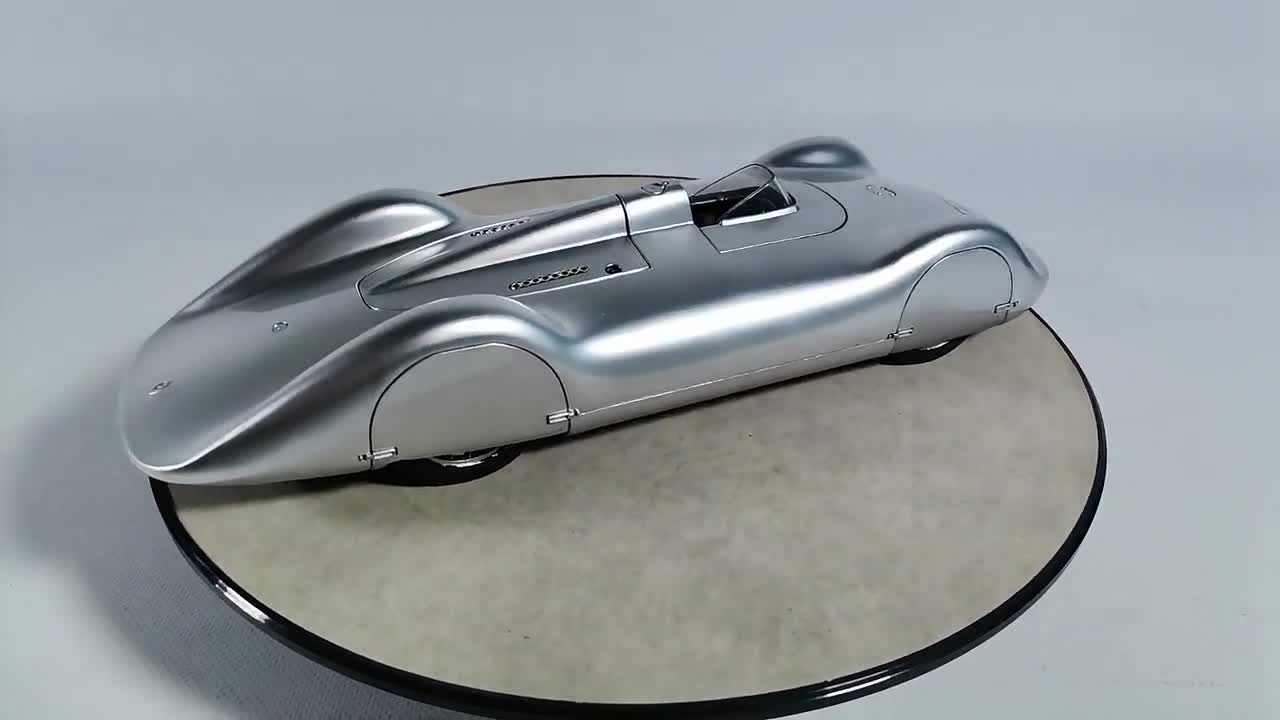 Revell 1/18 Auto Union Typ C World Record Car #08420