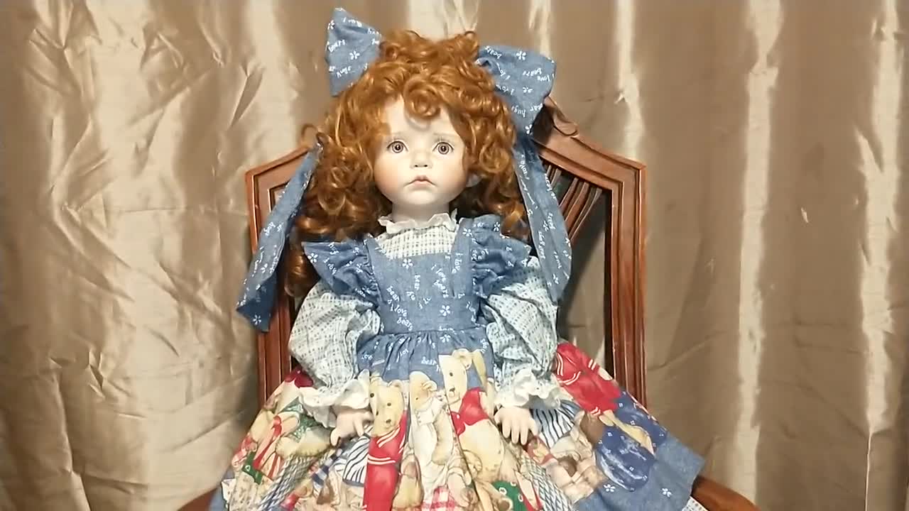 Beautiful vintage Victorian porcelain outlet doll “29