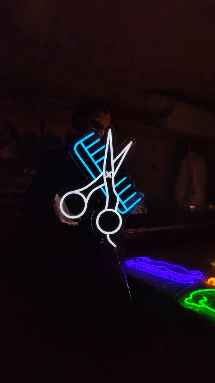 KEYQEEN Insegna al Neon a LED per Barbiere, luci al Neon per Parrucchieri con Testo Personalizzato per luci notturne con insegna Luminosa per la Decorazione della Parete,Blue Red,40x30cm