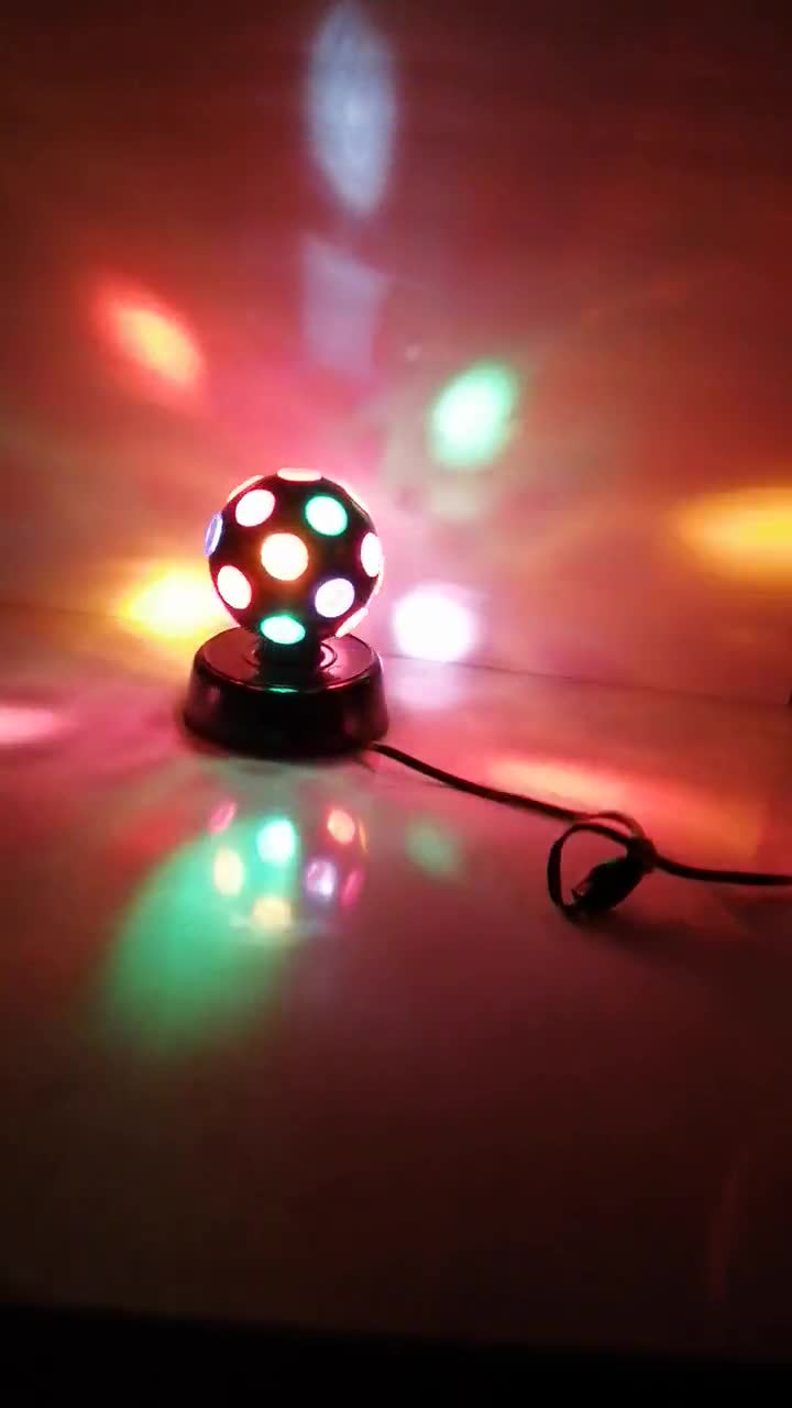 Disco Ball Diffuser Rotatable with 7 Color Mood Light - Disco Ball