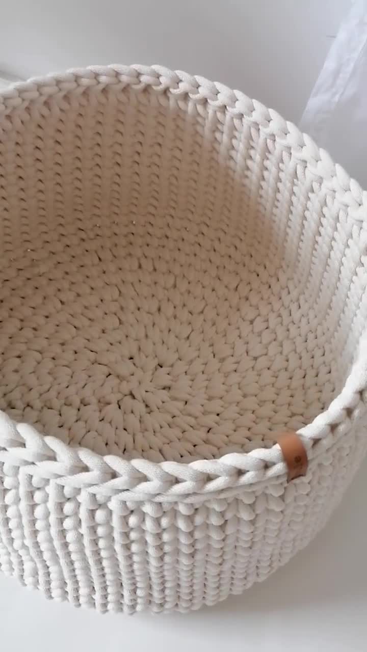 Lubasket Panier à plantes moderne en corde de coton tissée pour pot de fleurs d'intérieur Lubasket Panier à plantes moderne en corde de coton tissée pour pot de fleurs d'intérieur