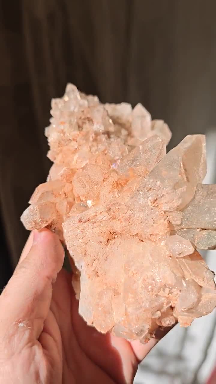 ピンクのヒマラヤ水晶クラスター - Etsy 日本