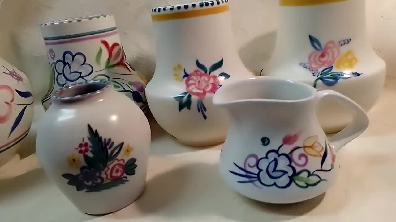 VINTAGE POOLE POTTERY. 1920s to 1950s. Myrtle Bond. Hand Painted